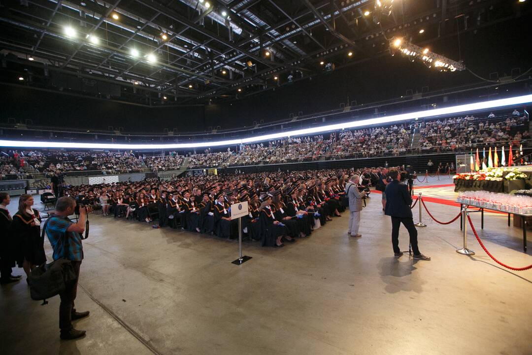 LSMU diplomų teikimas