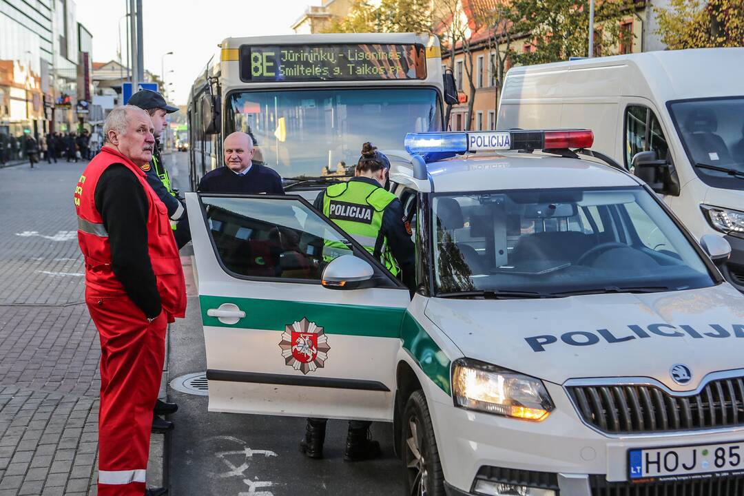 Autobusas kliudė žmogų