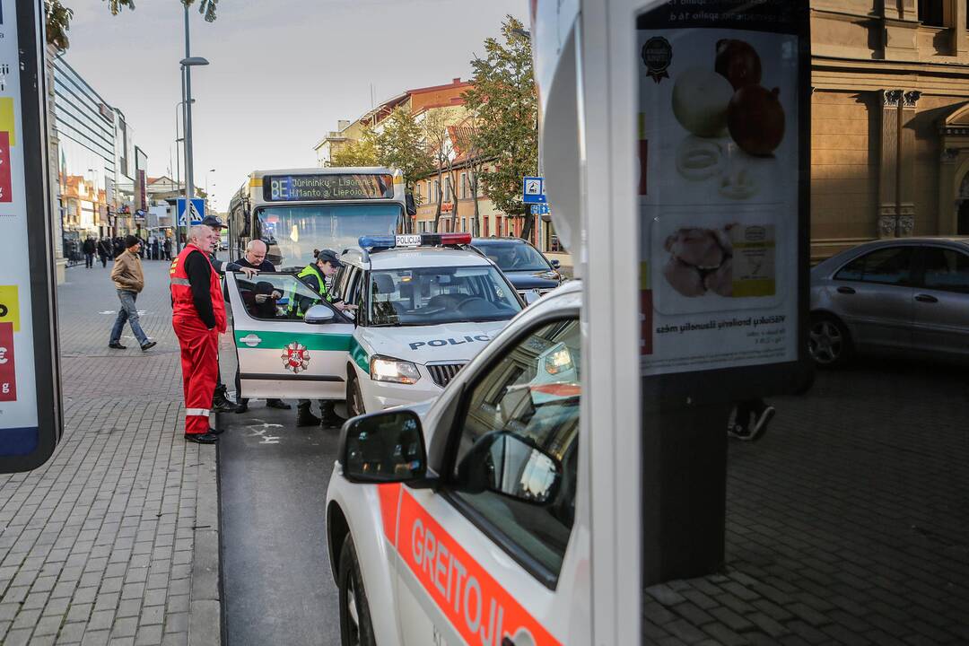 Autobusas kliudė žmogų