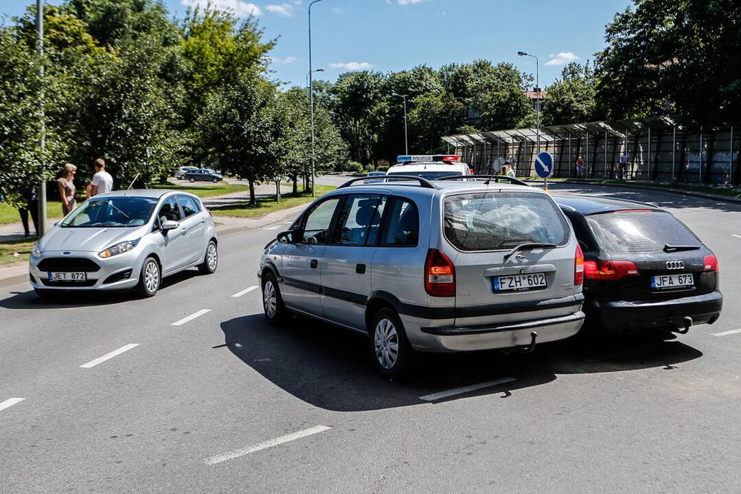 Avarija Priestočio ir Šaulių gatvių sankryžoje