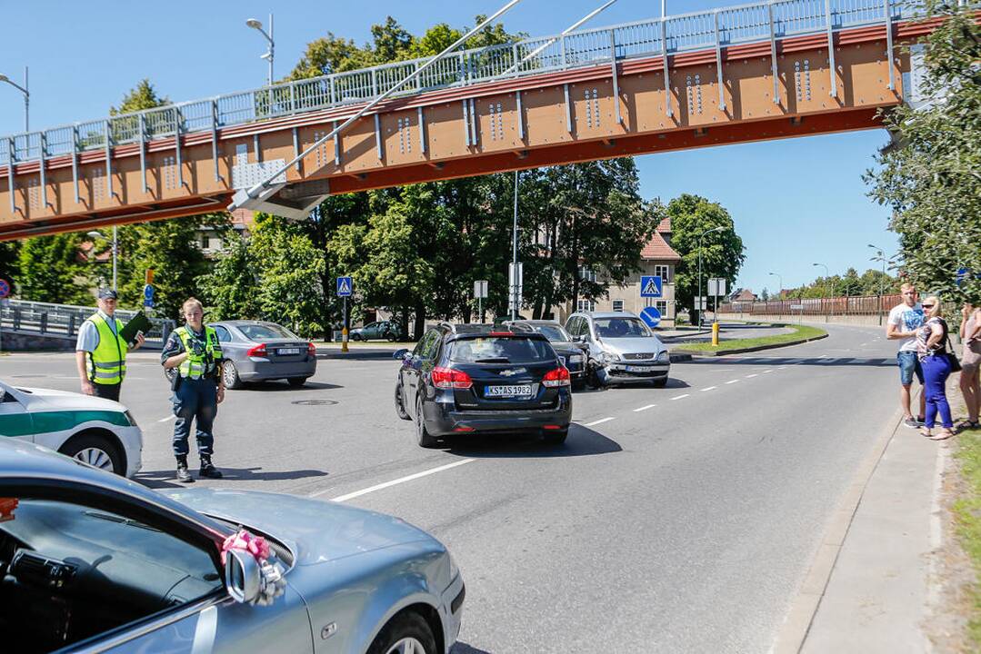 Avarija Priestočio ir Šaulių gatvių sankryžoje