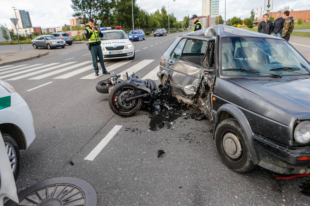 Avarija Agluonos gatvėje