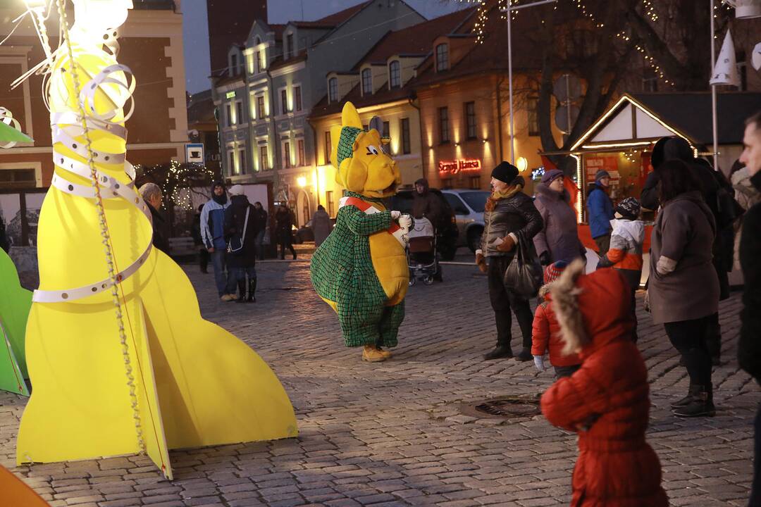 Meduolio šventė teatro aikštėje