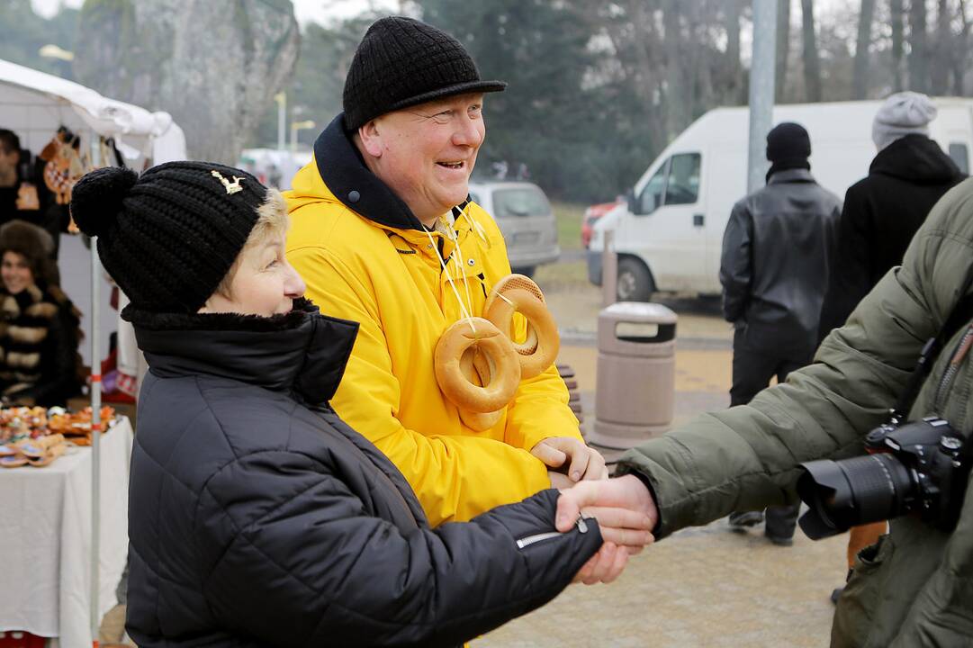 Palangoje kunkuliuoja stintų šventė