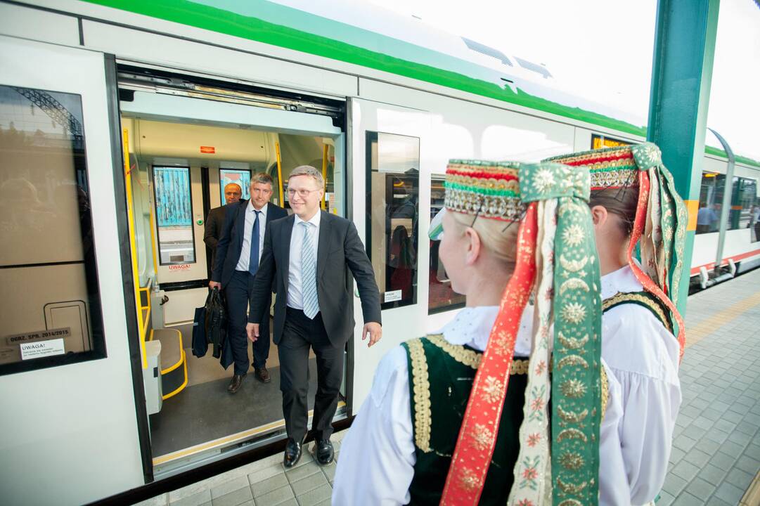 Pirmas traukinys „Rail Baltica“ vėže