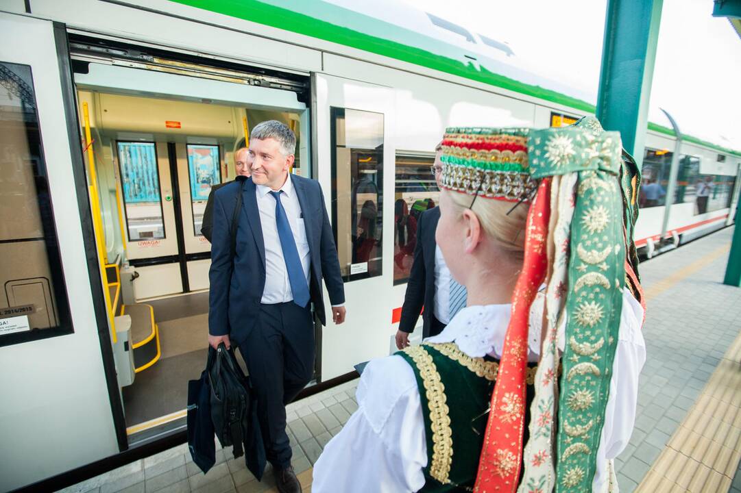 Pirmas traukinys „Rail Baltica“ vėže