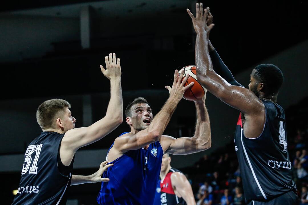 "Neptūnas" - "Lietuvos rytas" 82:94