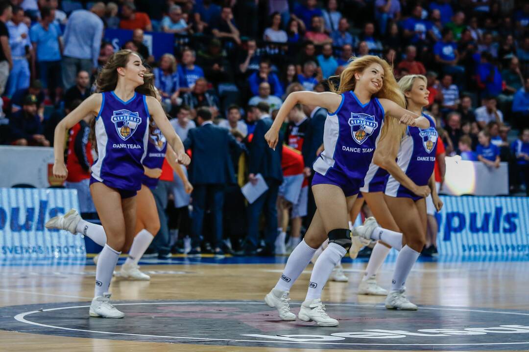 "Neptūnas" - "Lietuvos rytas" 74:70