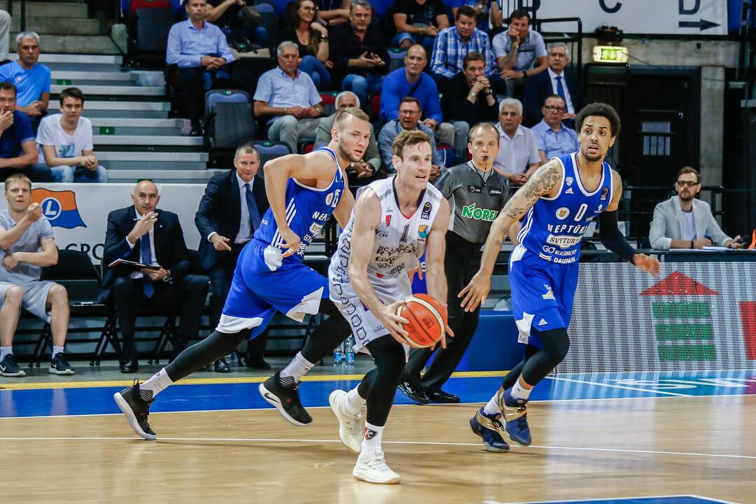 "Neptūnas" - "Lietuvos rytas" 74:70