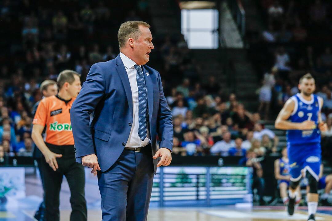 LKL: "Neptūnas" - "Rytas" 46:75