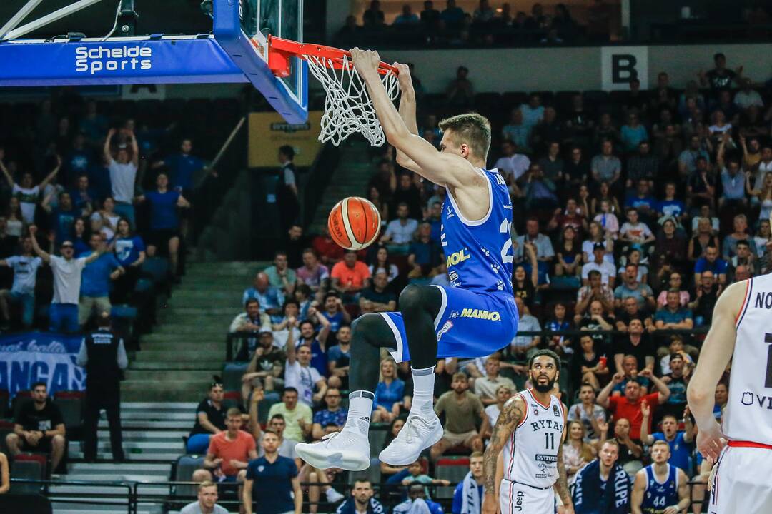 LKL: "Neptūnas" - "Rytas" 46:75