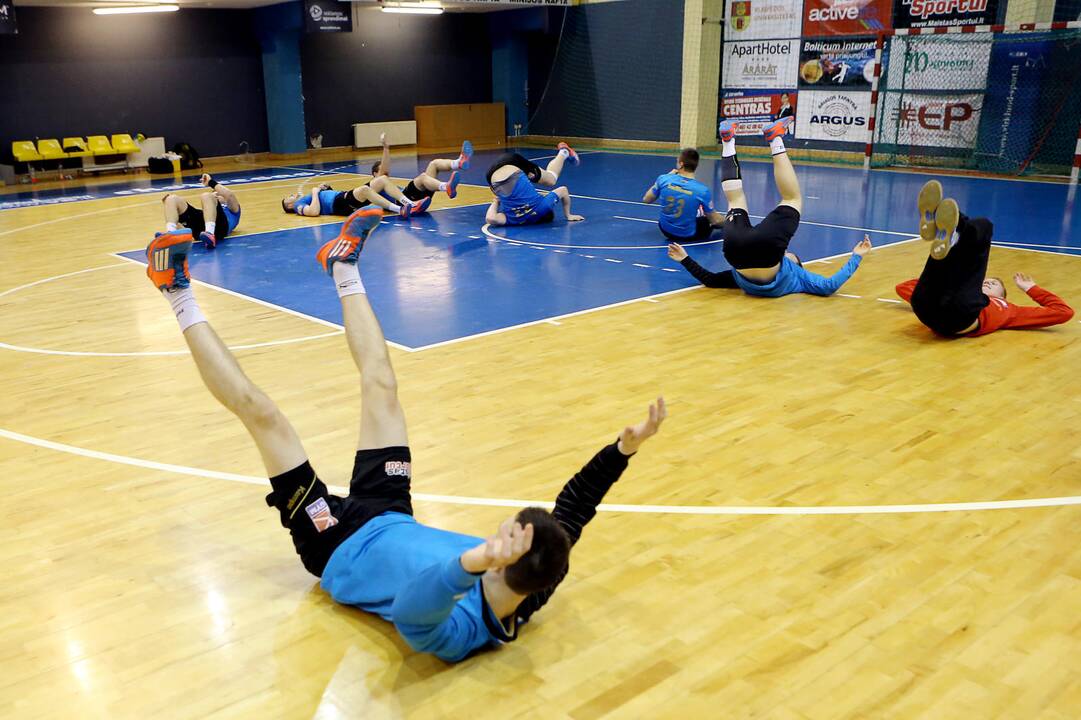 Klaipėdos "Dragūnas" iškovojo Baltijos rankinio lygos Iššūkio taurę