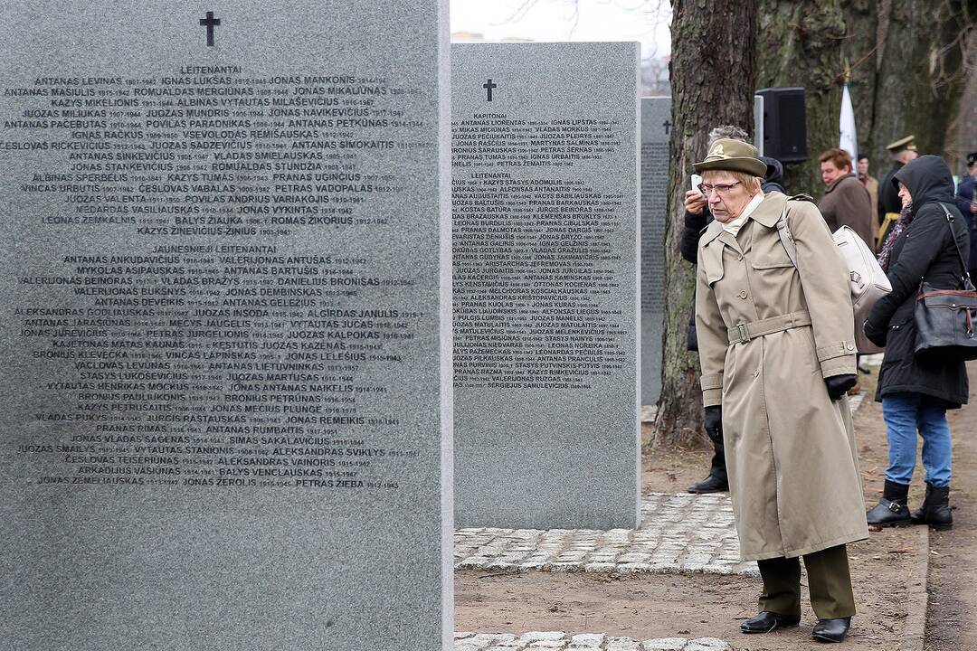Memorialo žuvusiems karininkams atidengimas