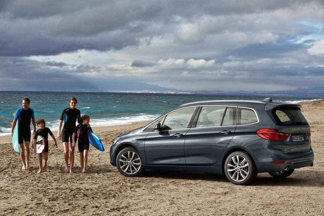 BMW modeliai Ženevoje