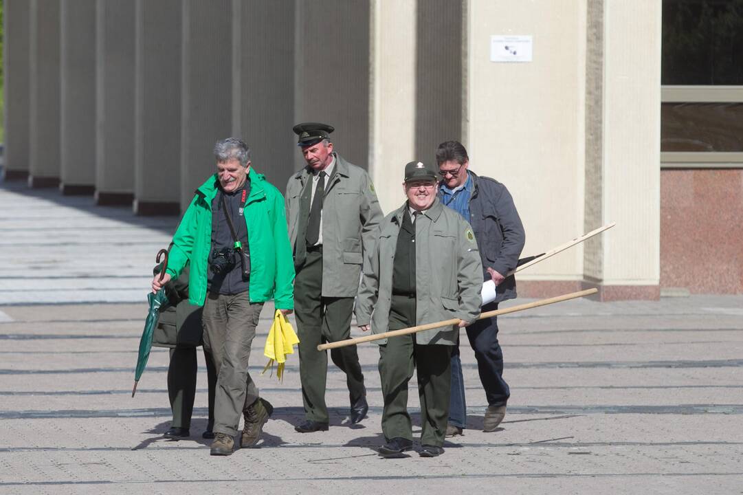 Miškininkų protestas prie Seimo