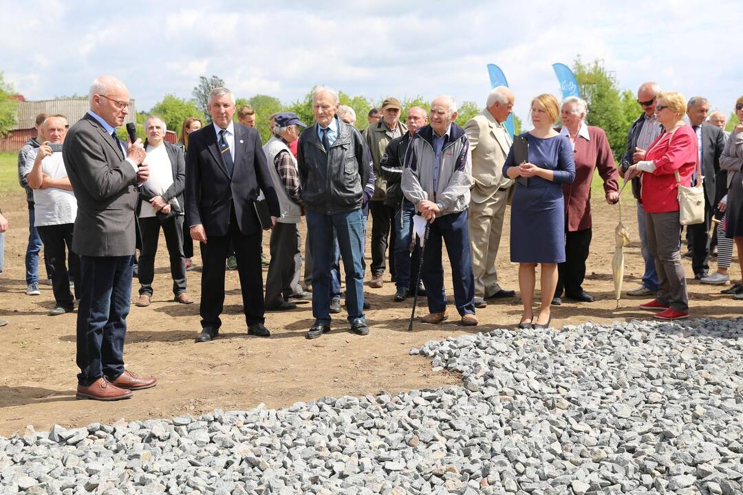 Įamžintas pirmasis Lietuvos sklandytojų skrydis