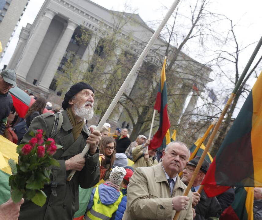 „Tautos forumas“ surengė eitynes