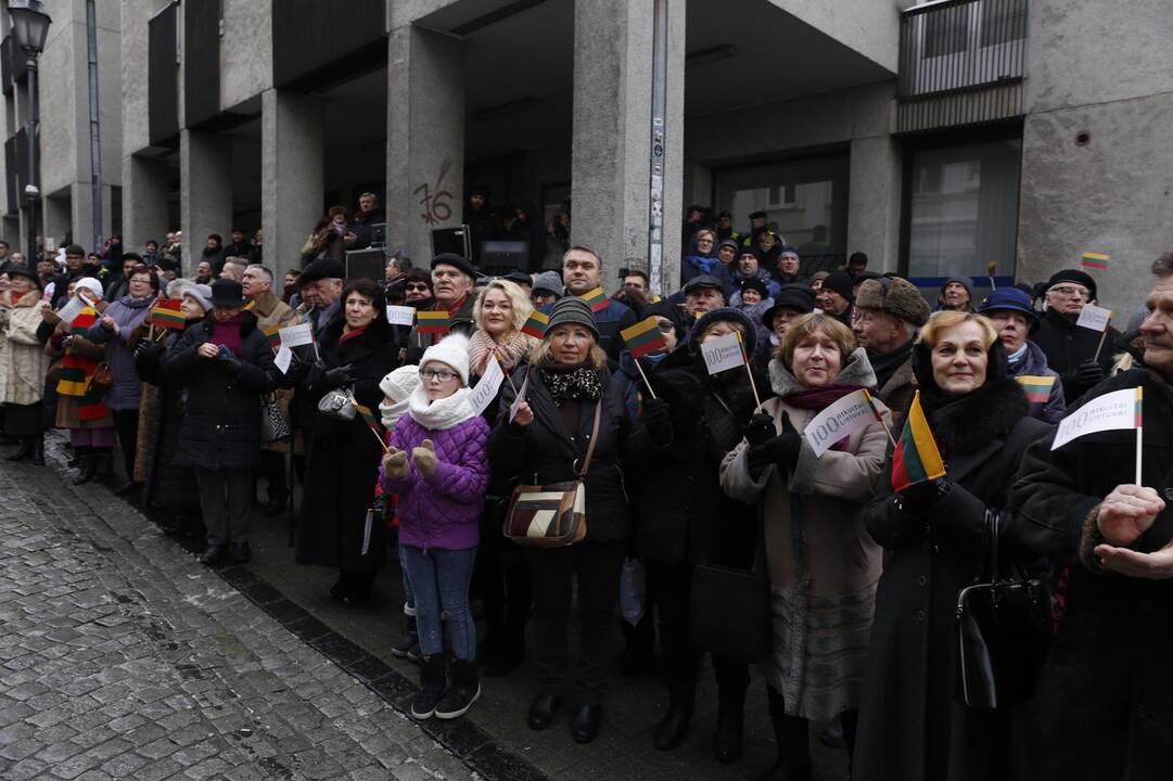 Signatarų namuose pradedamas eksponuoti Nepriklausomybės Aktas