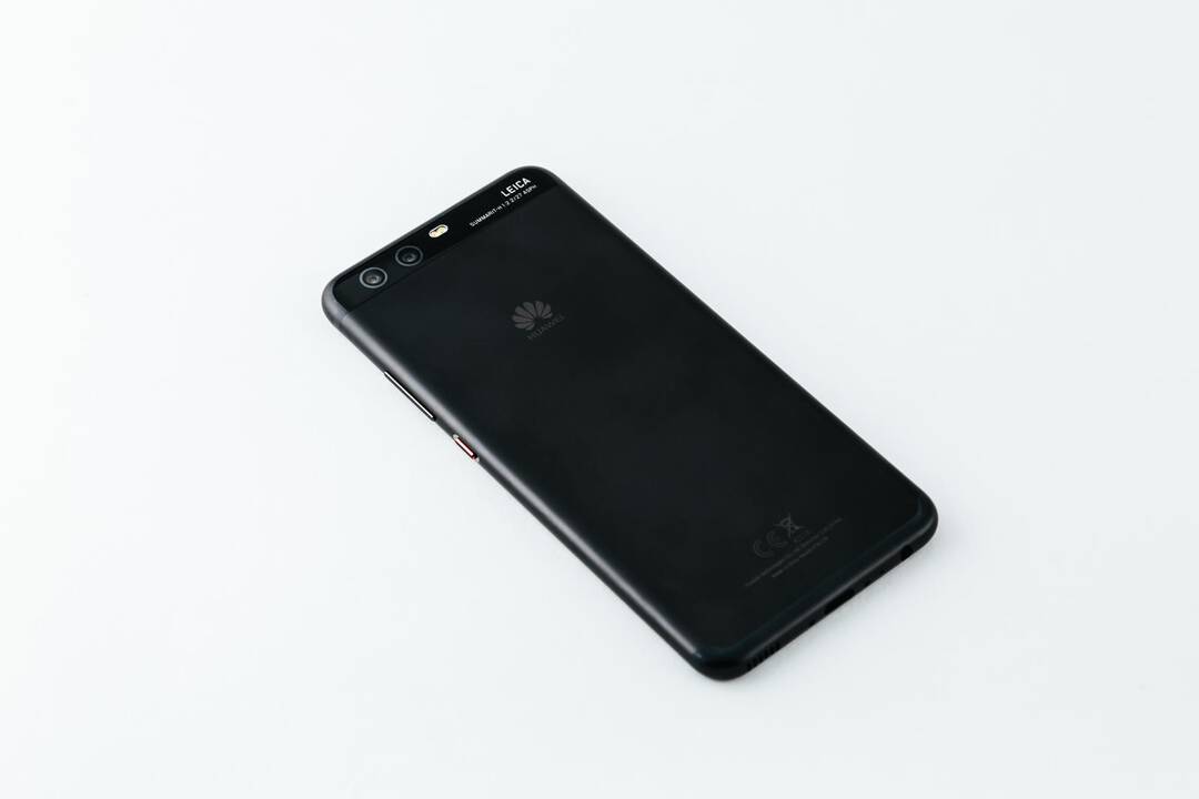 „Huawei“ pristatė išmaniuosius telefonus ir laikrodį