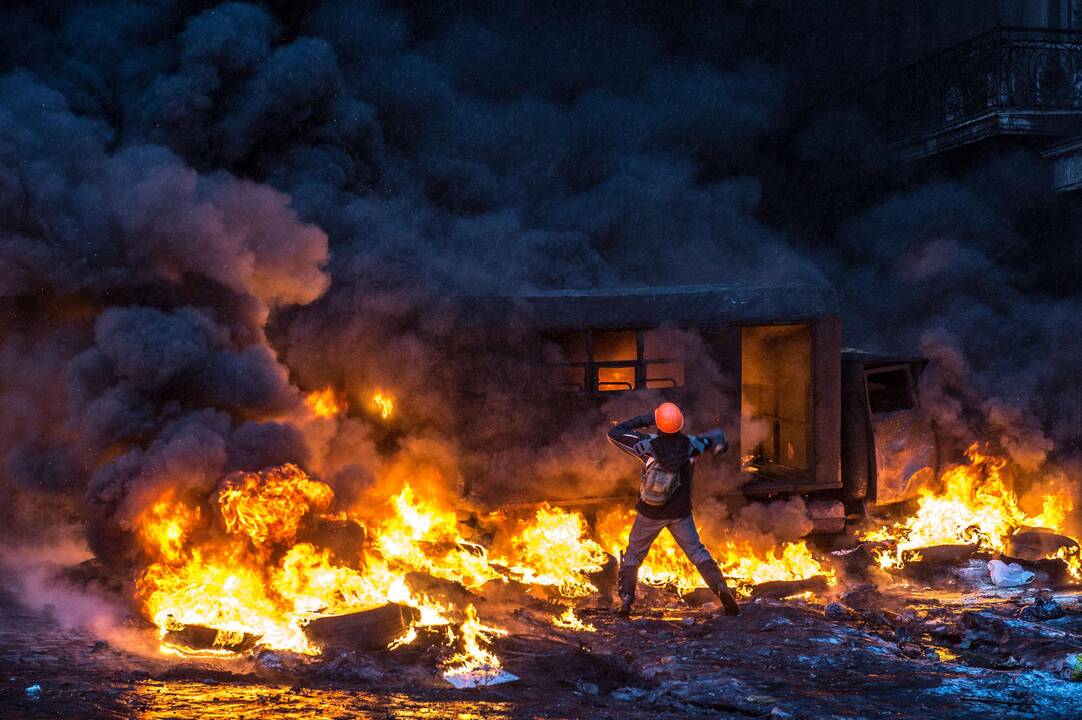 Kijevą drasko mirtini susirėmimai