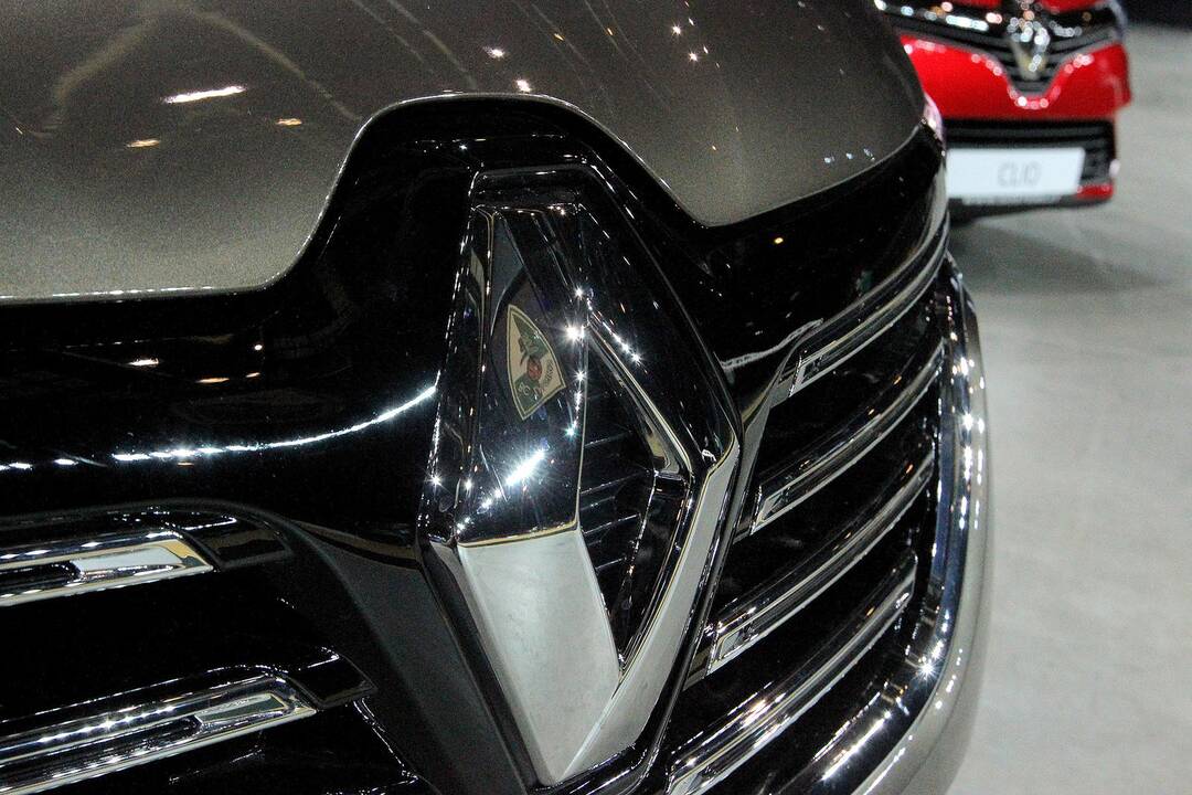 „Žalgirio“ krepšininkai bandė „Renault“ automobilius