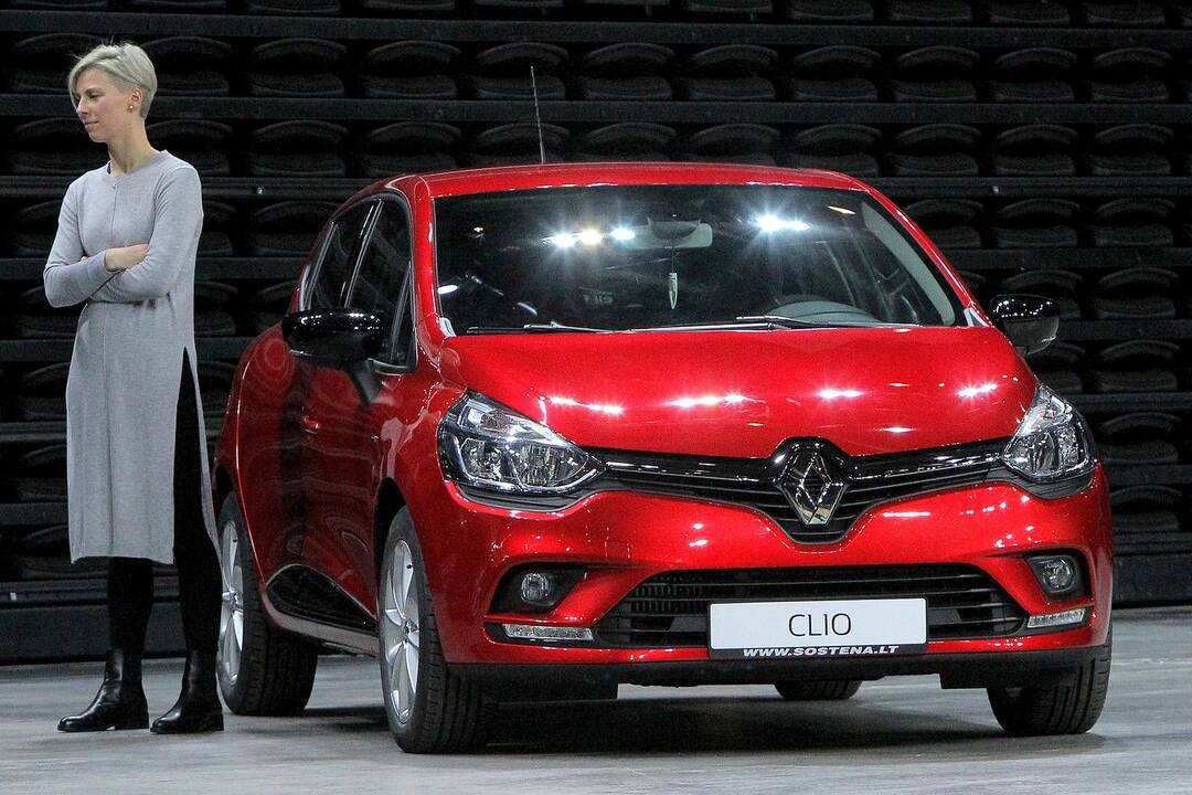 „Žalgirio“ krepšininkai bandė „Renault“ automobilius