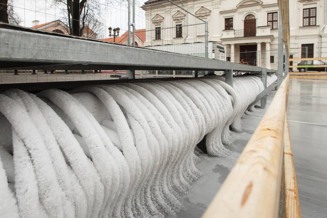 Liejama čiuožykla Rotušės aikštėje