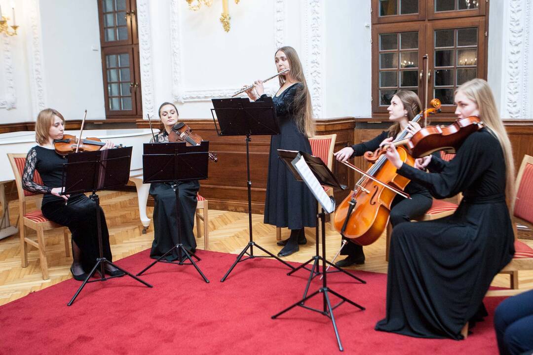 Kauno rotušėje įteikti Santakos garbės ženklai