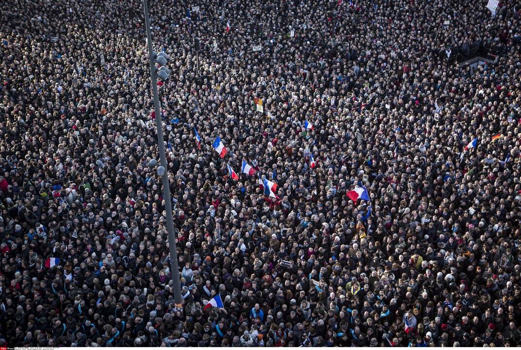 Istorinė demonstracija Paryžiuje 