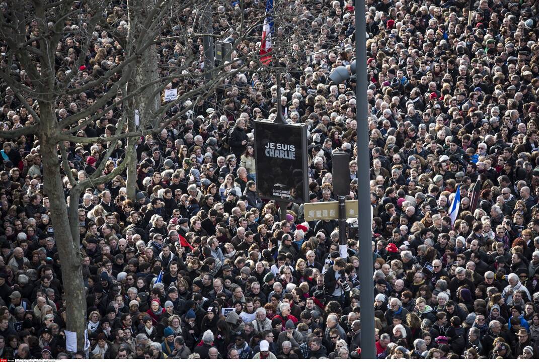 Istorinė demonstracija Paryžiuje 