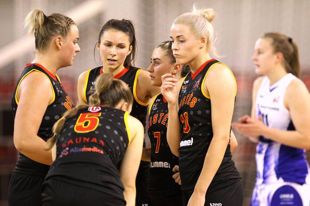 LMKL: „Sirenos“ – „Aistės“ 74:50
