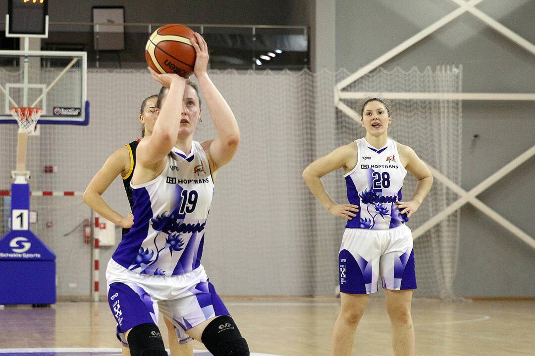 LMKL: „Sirenos“ – „Aistės“ 74:50