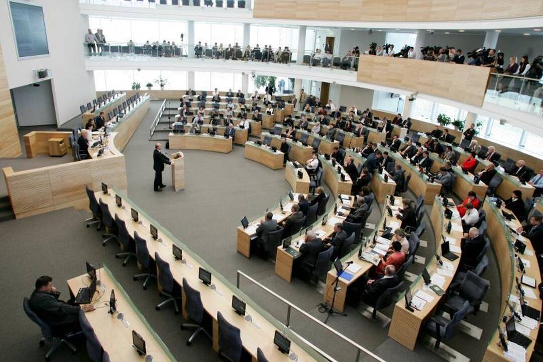 Seimo opozicija ministrų versti nebeketina
