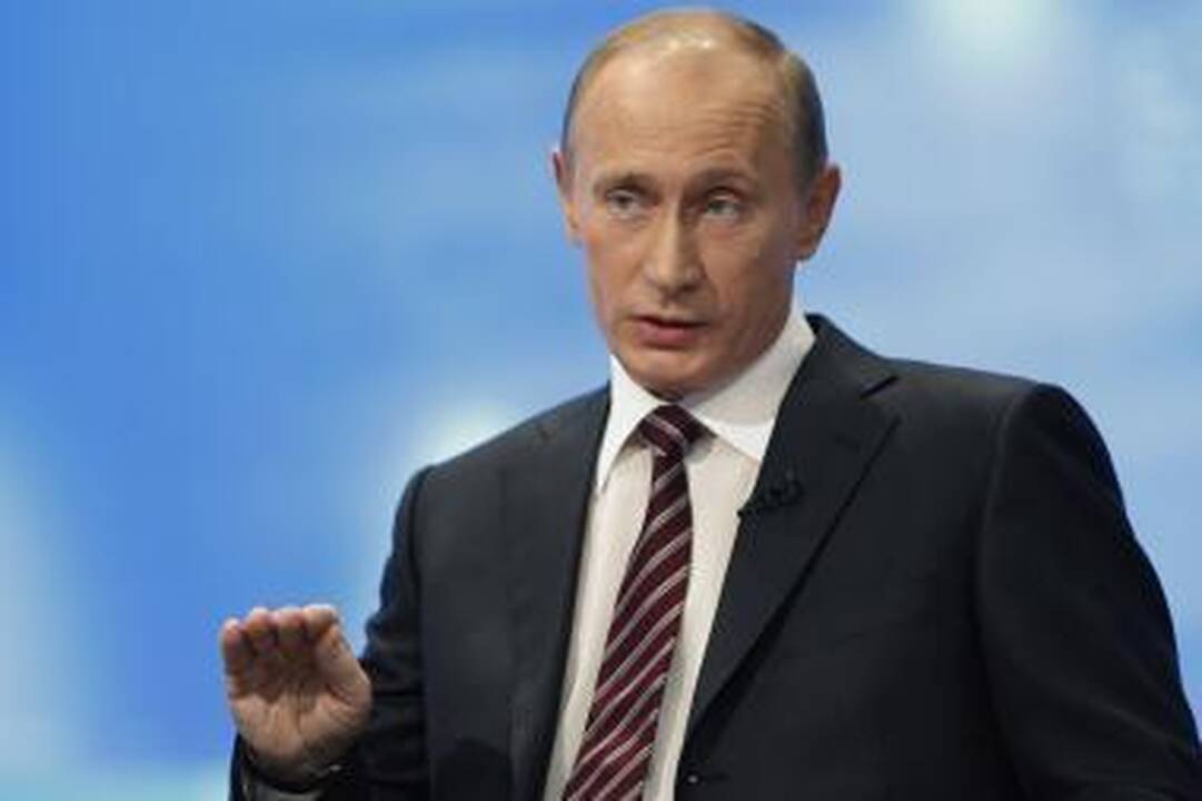V.Putinas: "Wikileaks" paskelbti jo santykių su D.Medvedevu vertinimai - neetiškas šmeižtas
