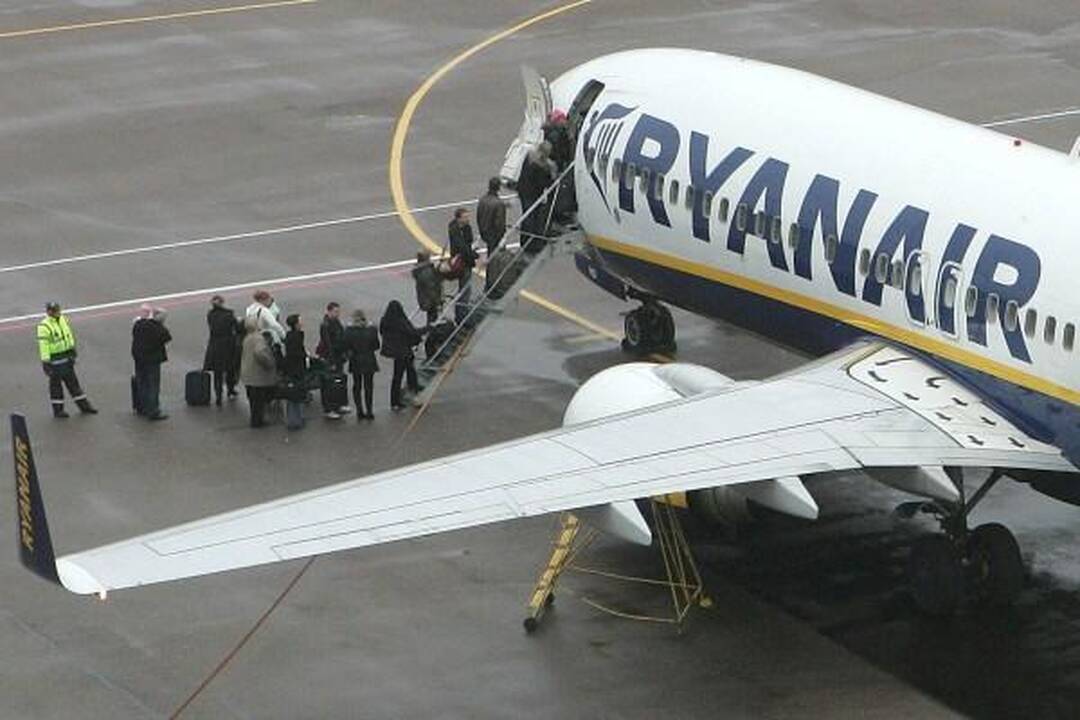 Kauno oro uostas derasi su Rusijos "Sky Express" dėl skrydžių Maskva-Kaunas
