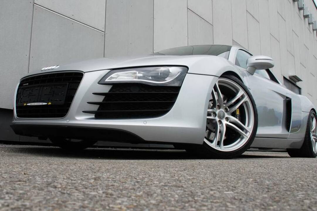 „Audi R8“: tobulo superautomobilio "tiuningas"