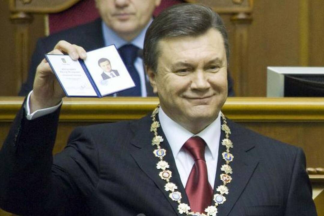 D.Grybauskaitė pasveikino V.Janukovyčių 60-mečio proga