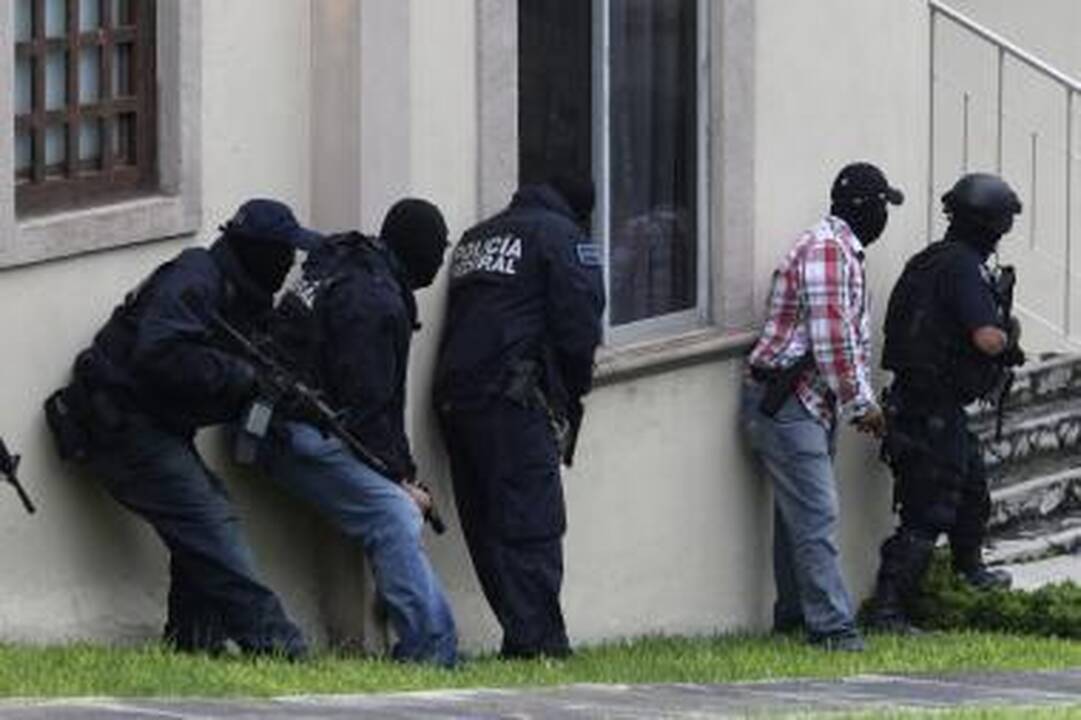 FTB ištiesė ranką STT