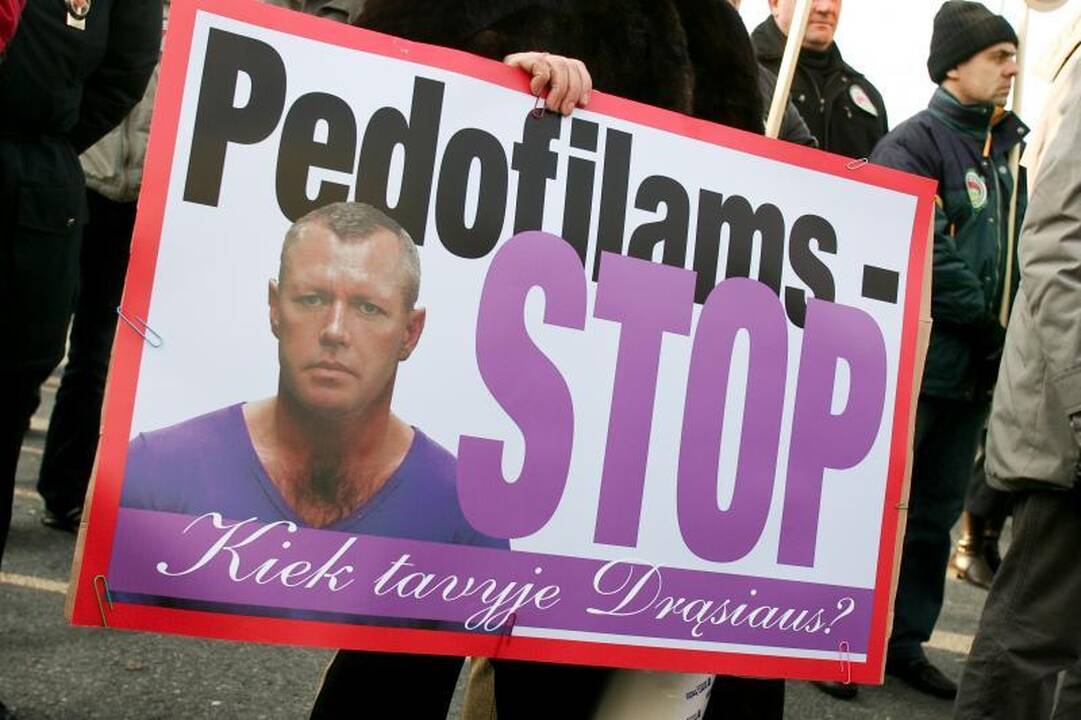 Dauguma gyventojų netiki, kad D.Kedžio ir A.Ūso mirtys – nesmurtinės