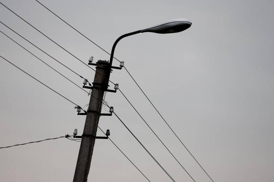 Darbuotojai iš savo įmonės vogė vario laidus