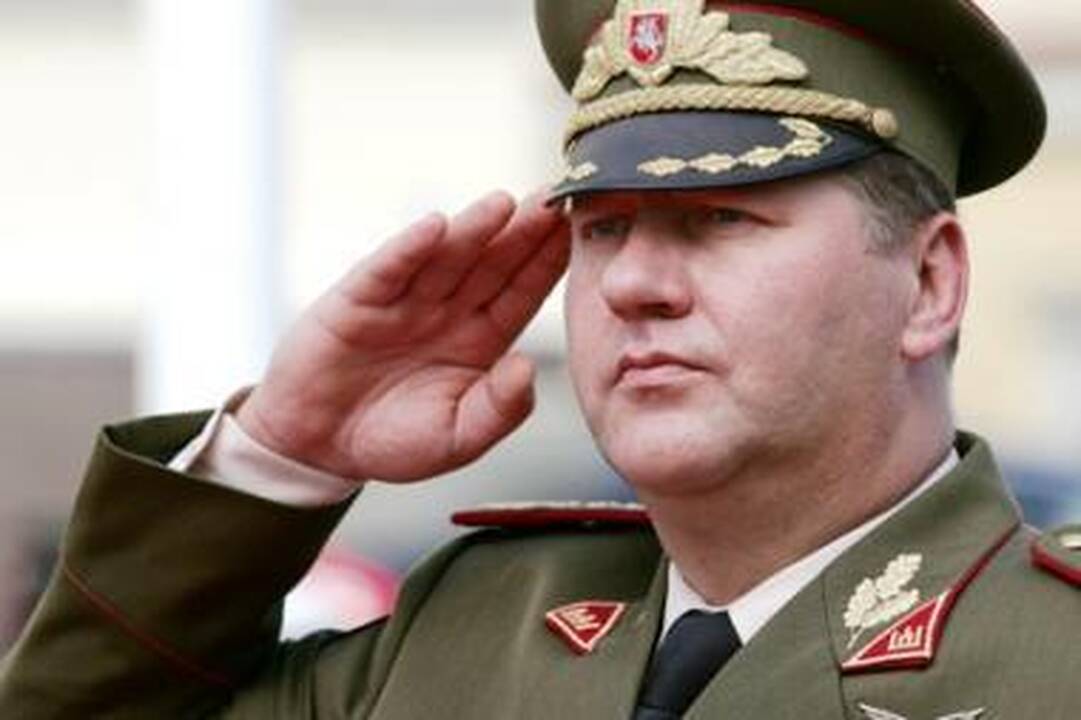 Buvusiam kariuomenės vadui namo nuoma Turniškėse kainuoja 185 litus