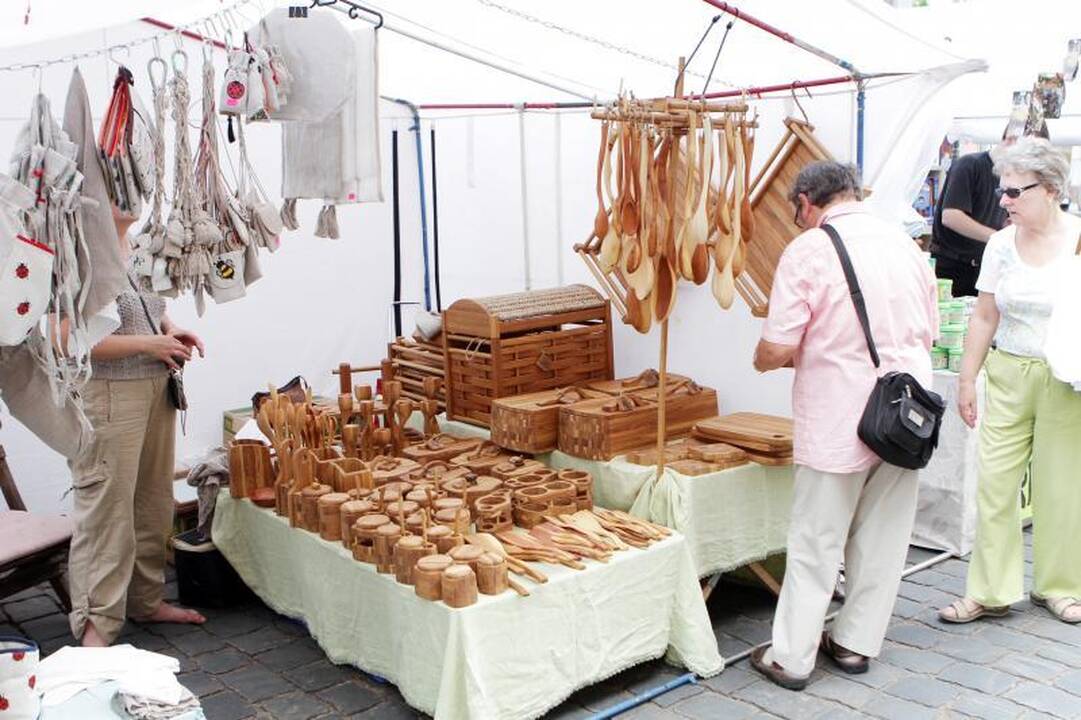 Tikras Provanso turgus - sostinės Rotušės aikštėje (programa)