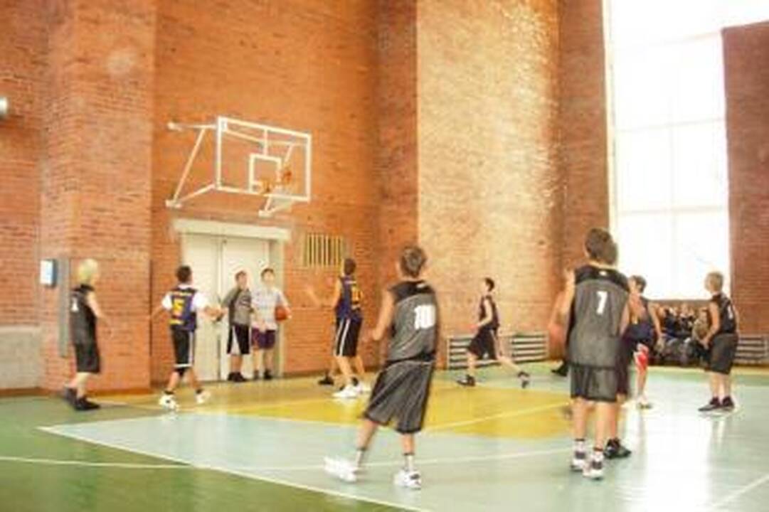 Baigėsi varžybos "Vietoj gatvės - krepšinis"