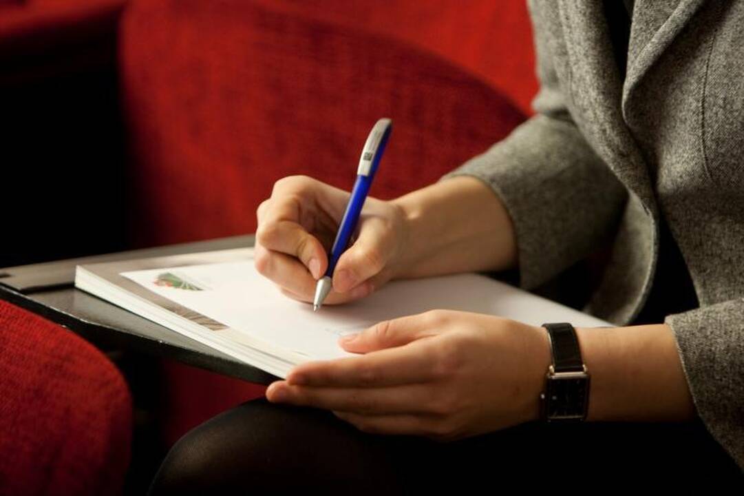 Teismas leido suprasti, kad skirtingų ES šalių sutuoktinių pavardės turi būti rašomos vienodai