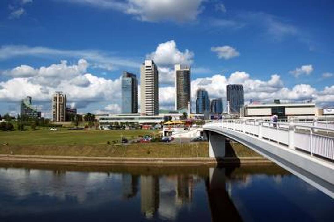 Vilnaus Upės gatvėje įvedamas automobilių stovėjimas mokestis