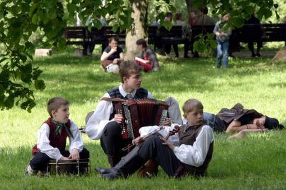 Festivalis baigsis vestuvėmis
