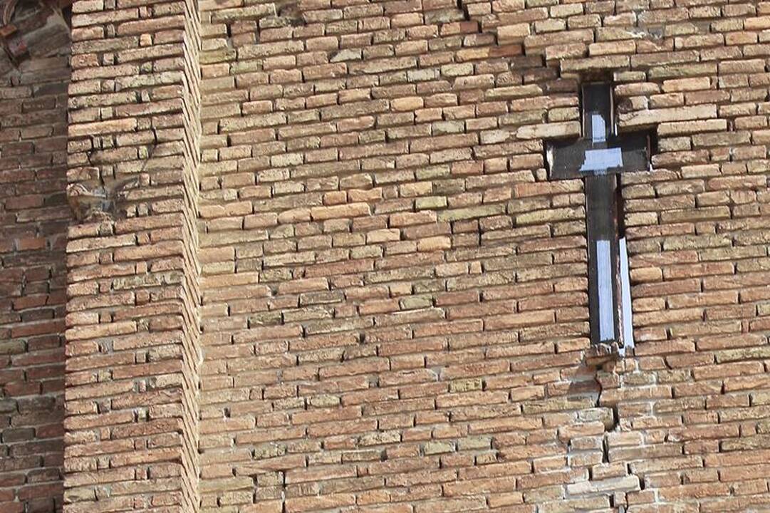 Siūlymas įvesti privalomą tikybos mokymą prieštarauja Konstitucijai