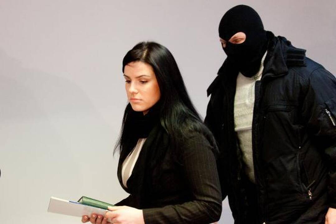 Prokurorai privalės tirti L.Stankūnaitės darytą poveikį dukrai  