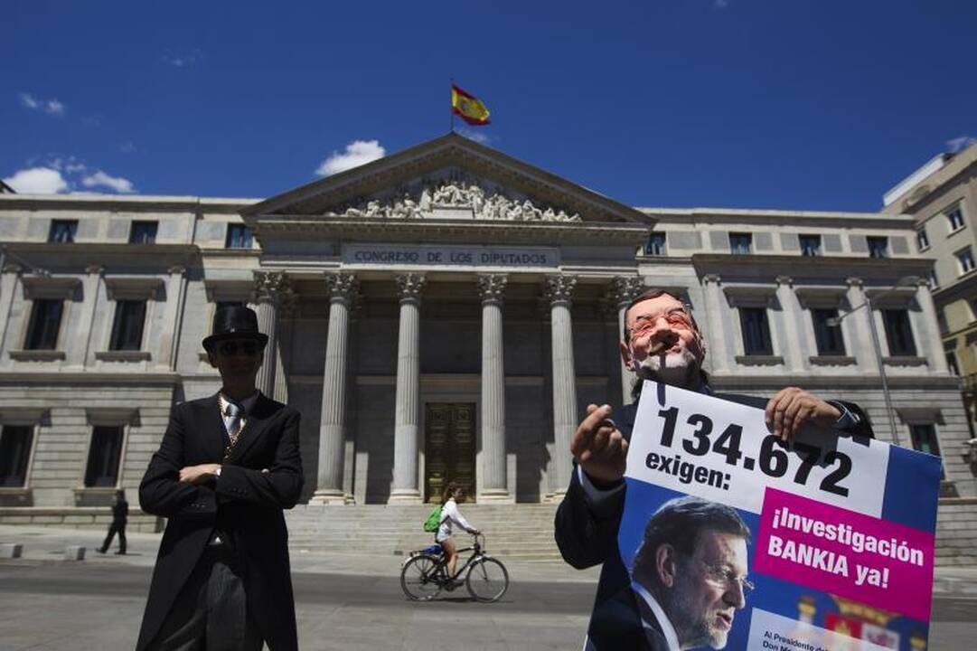 EK perspėja apie gilėjančią euro zonos krizę