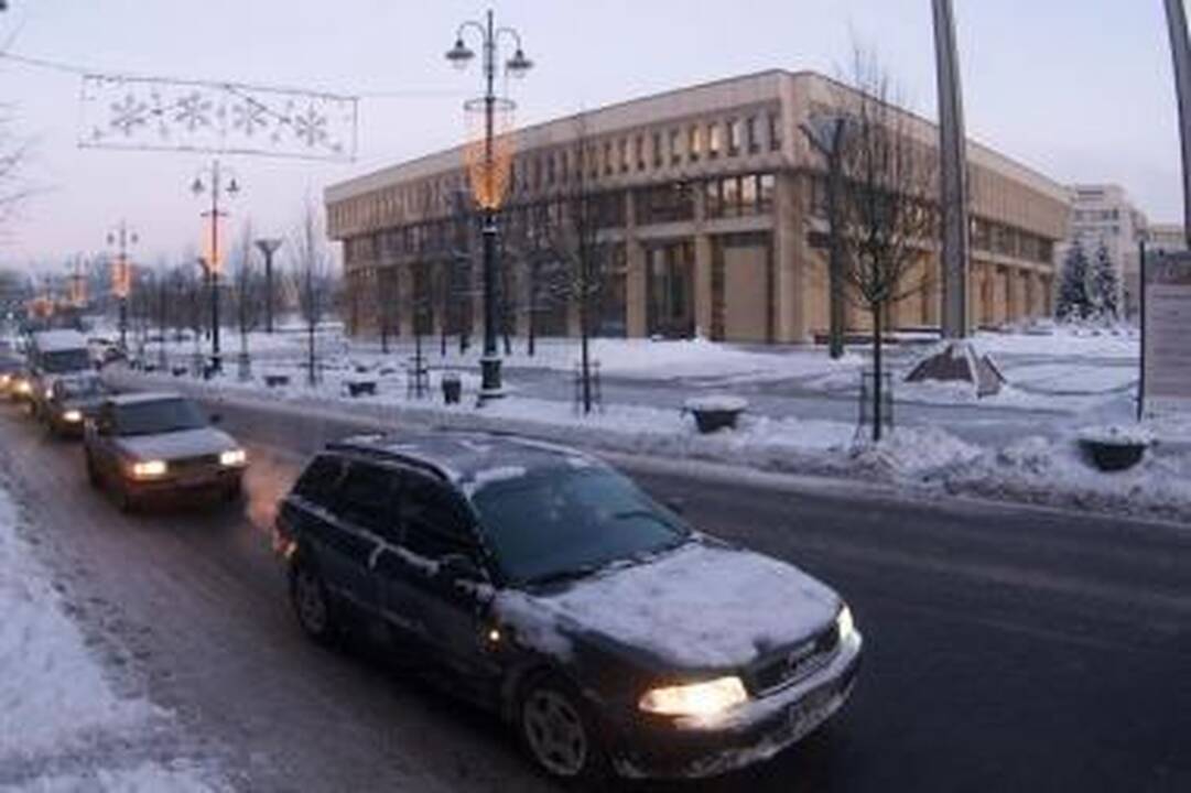 Protestas prieš automobilių mokestį – negausus ir padrikas